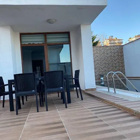 ホテル Private In Yalova/thermal, With Heated Pool *