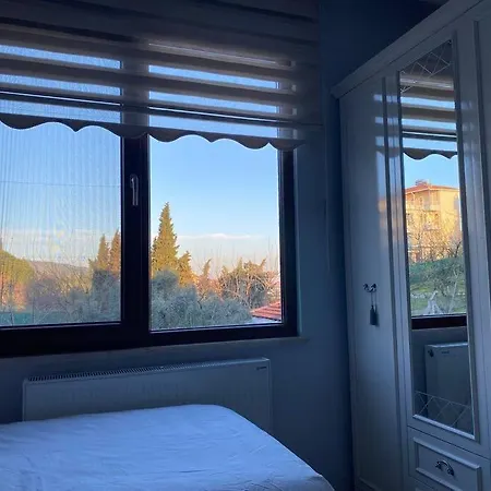Private In Yalova/thermal, With Heated Pool * Termal