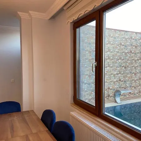 Villa Private In Yalova/thermal, With Heated Pool Termal